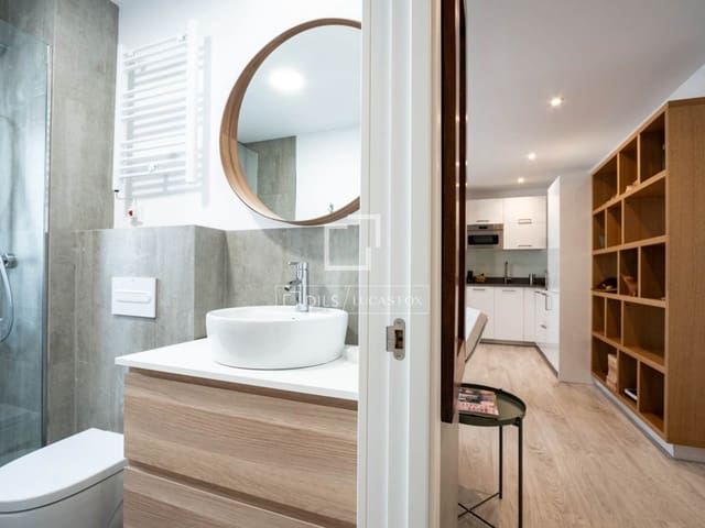 1 quarto Apartamento para arrendar em Madrid cidade - 2 600 € (Ref: 9603438)