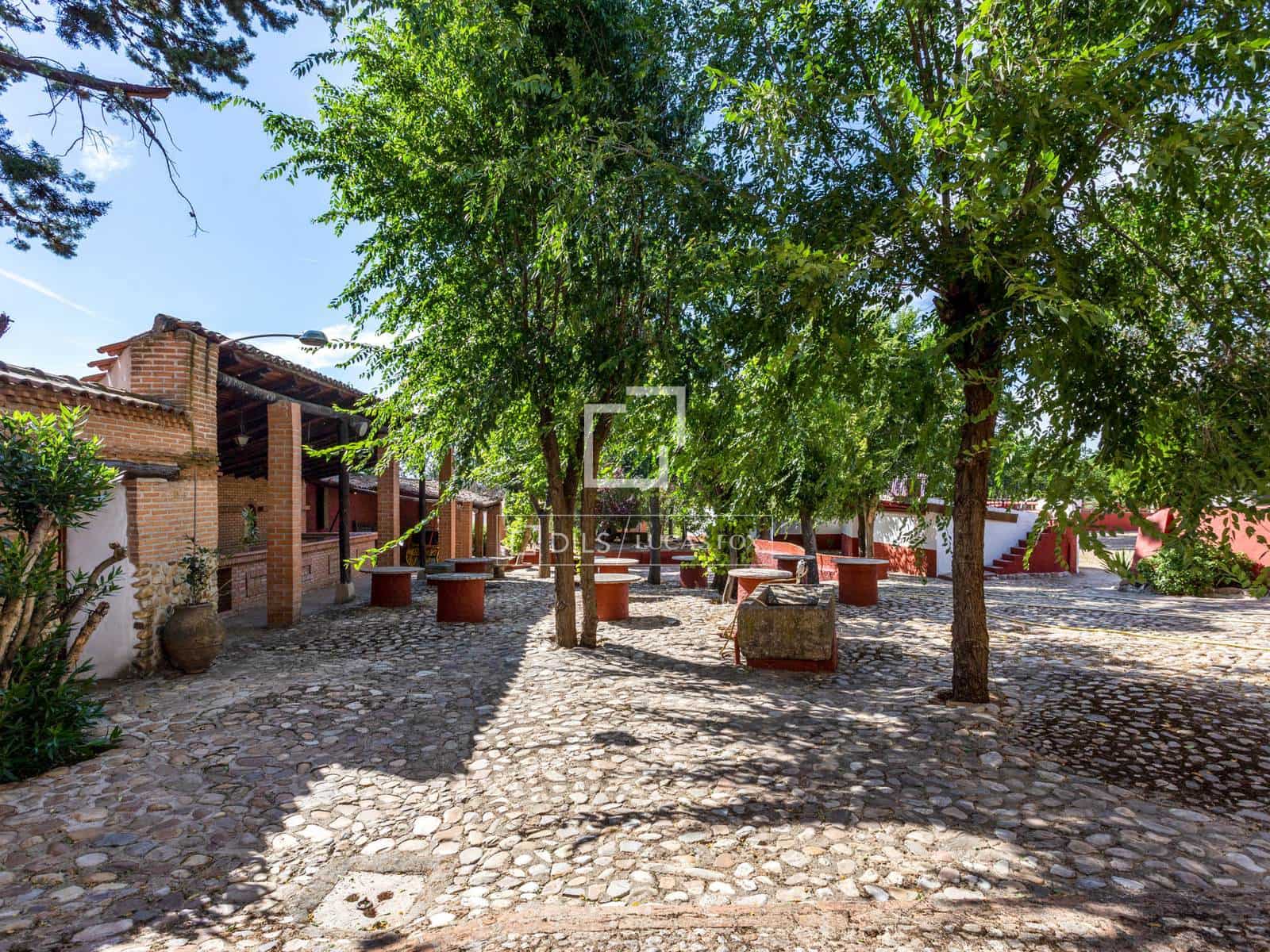 6 chambre Villa/Maison à vendre à Valdeolmos avec piscine garage - 6 290 000 € (Ref: 9603439)