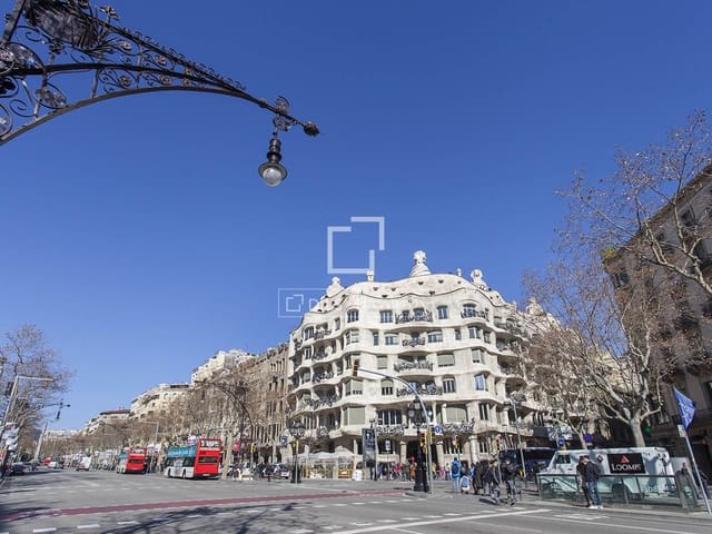 Apartamento de 3 habitaciones en Barcelona ciudad en venta - 1.860.000 € (Ref: 9603572)