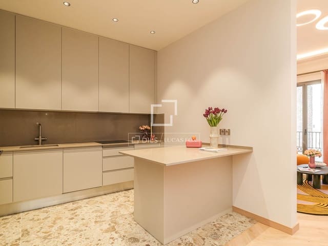 3 soveværelse Lejlighed til salg i Barcelona by - € 1.860.000 (Ref: 9603572)