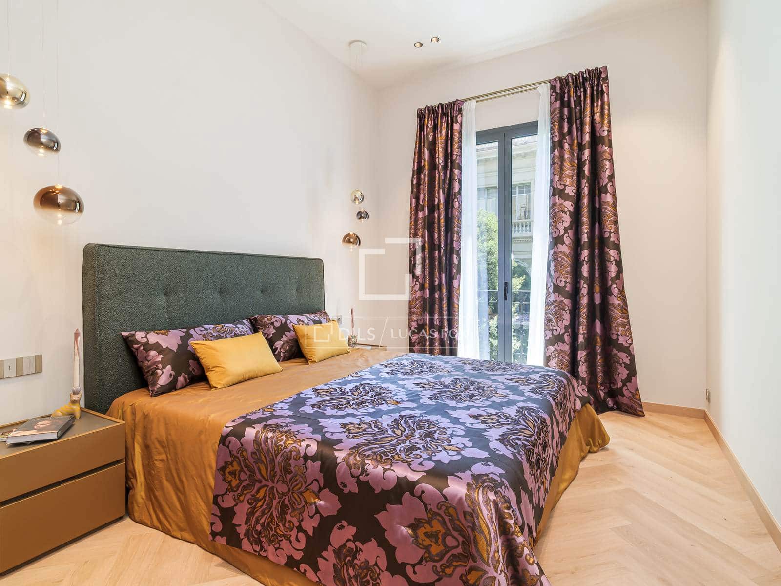 3 soveværelse Lejlighed til salg i Barcelona by - € 1.860.000 (Ref: 9603572)