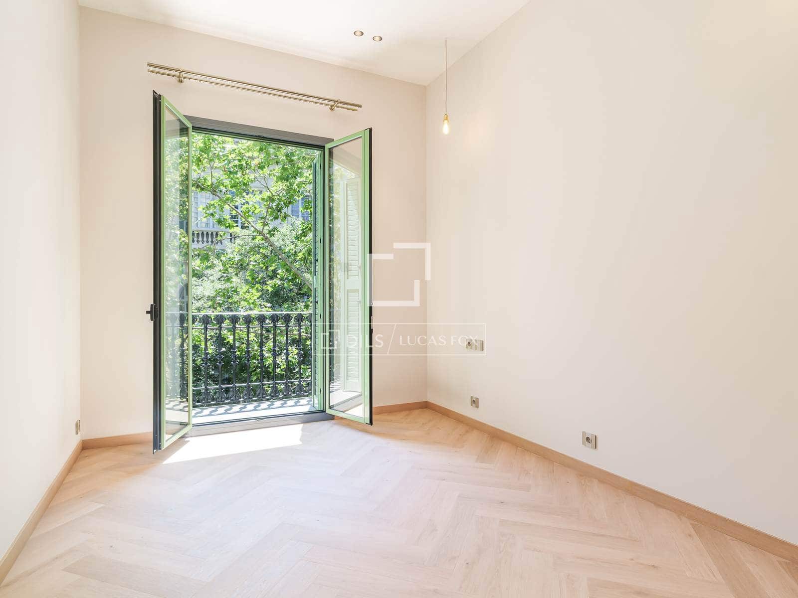 3 soveværelse Lejlighed til salg i Barcelona by - € 1.860.000 (Ref: 9603572)