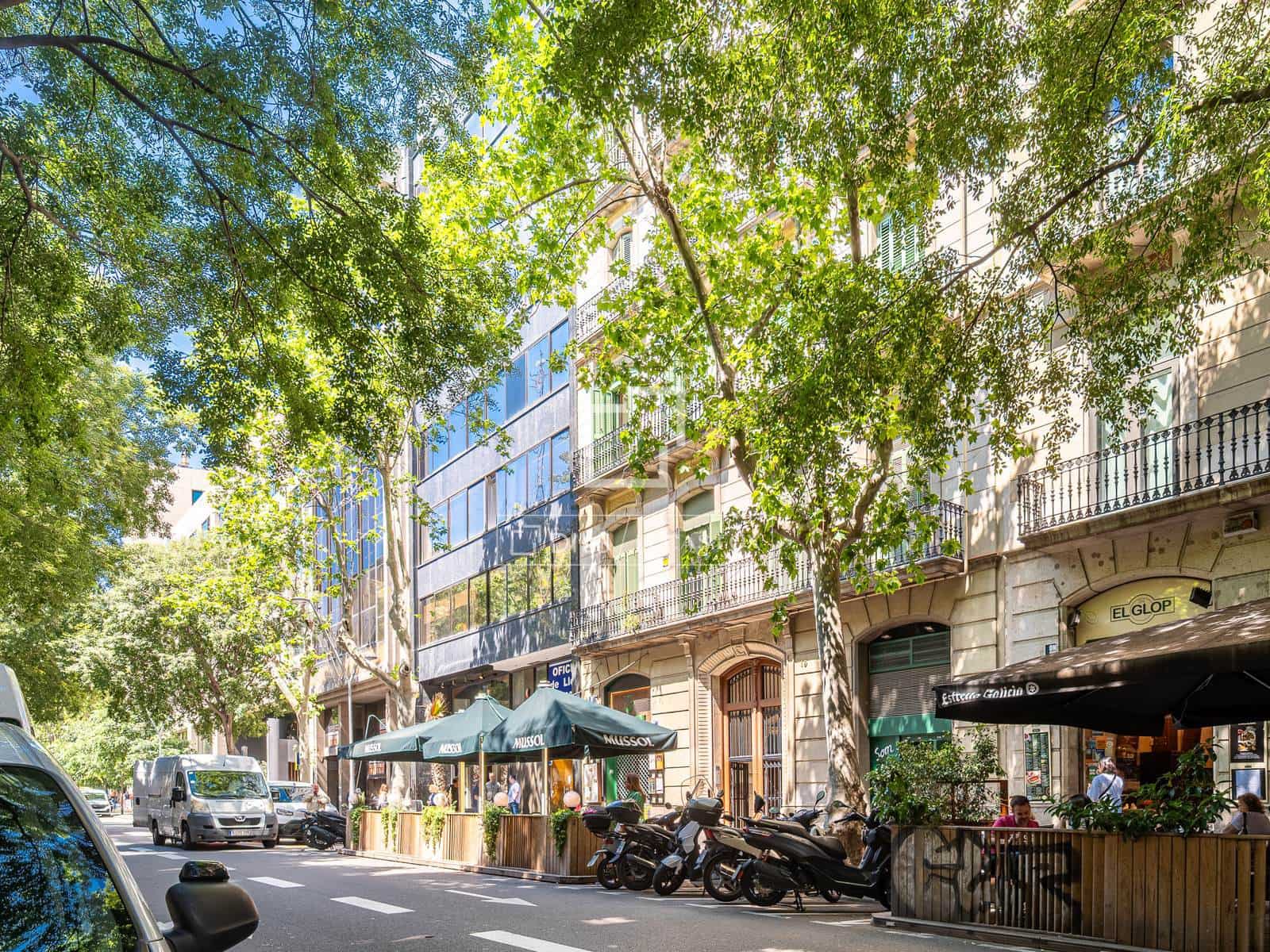 3 soveværelse Lejlighed til salg i Barcelona by - € 1.860.000 (Ref: 9603572)