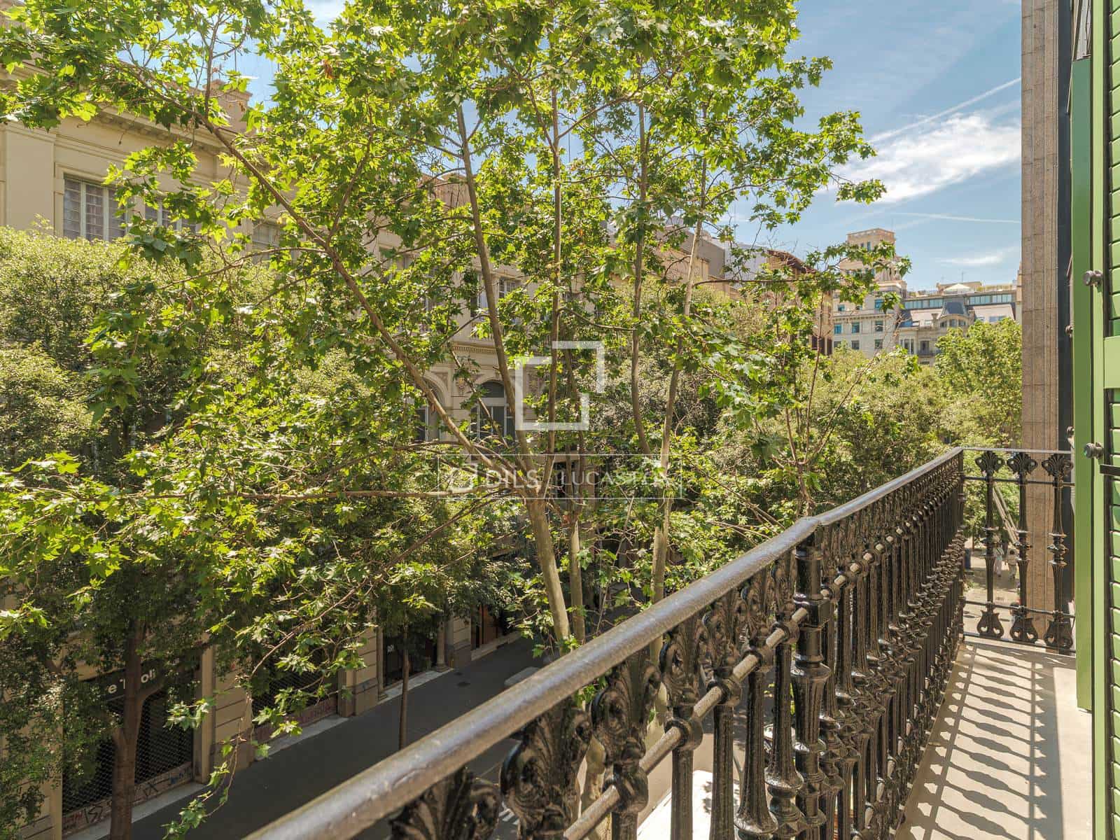 3 soveværelse Lejlighed til salg i Barcelona by - € 1.860.000 (Ref: 9603572)