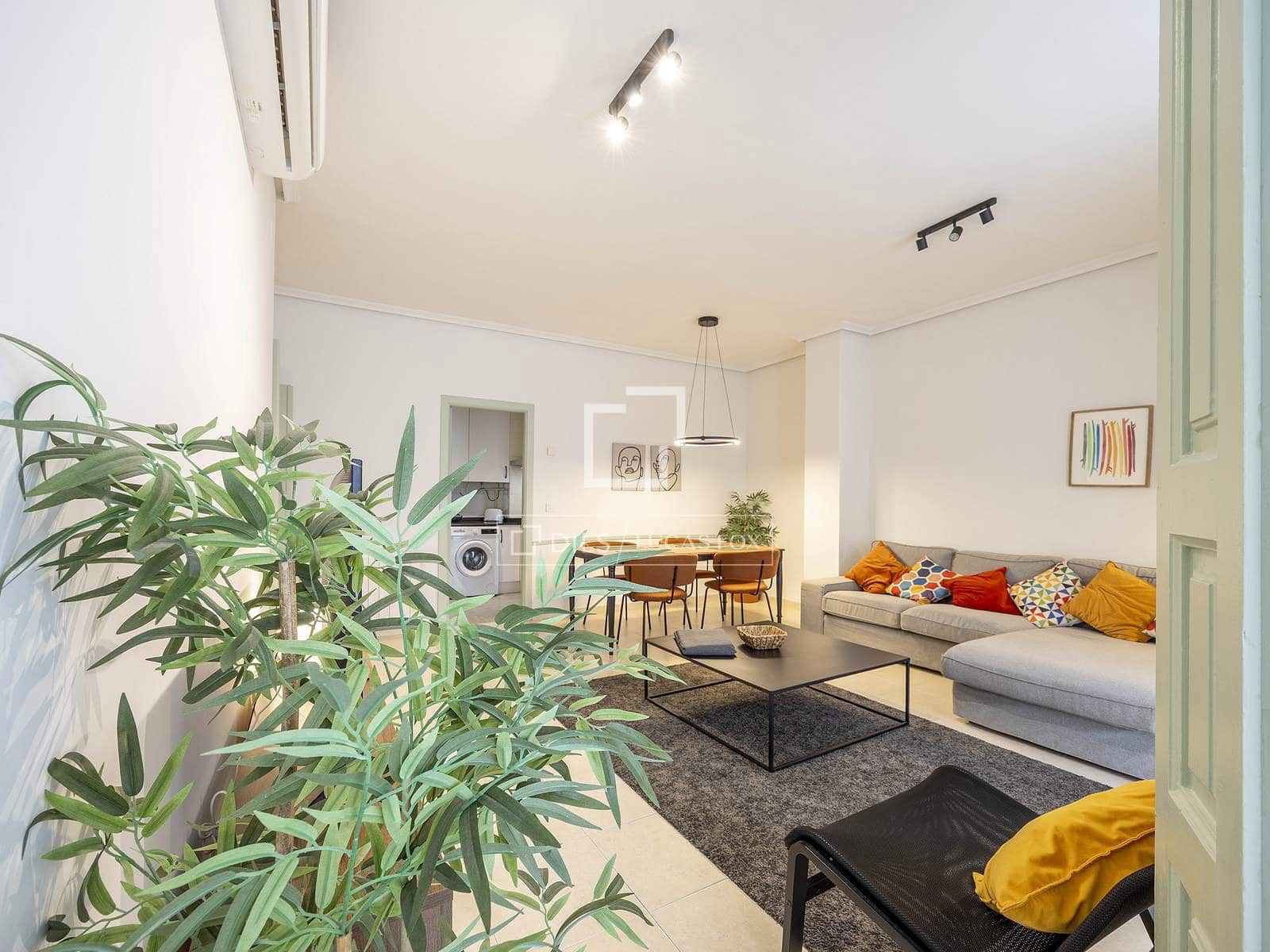 2 camera da letto Appartamento da affittare in Valencia citta - 1.900 € (Rif: 9603573)