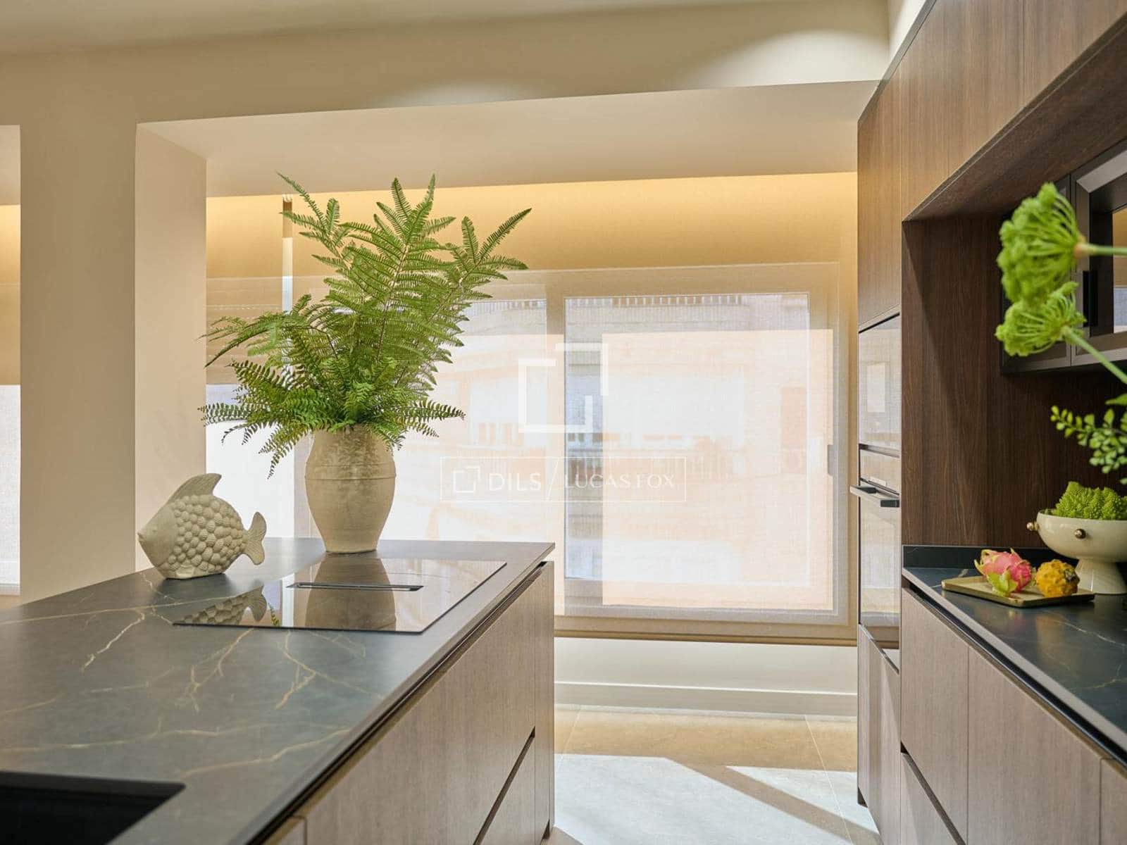 3 quarto Penthouse para venda em Alicante cidade - 890 000 € (Ref: 9603673)