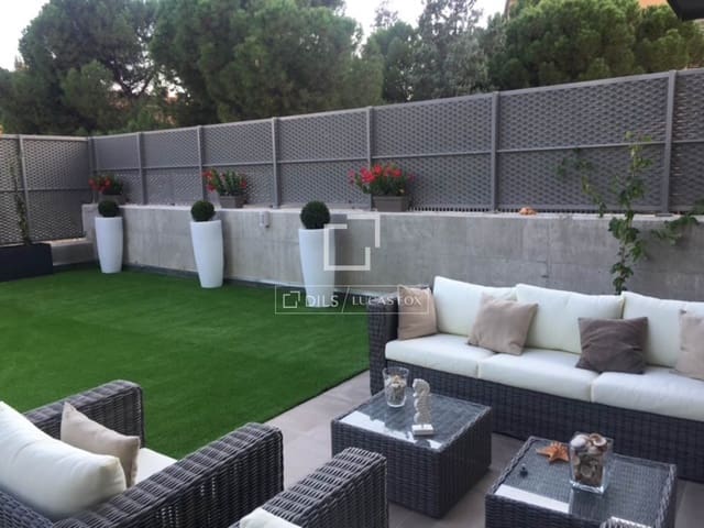 3 sypialnia Apartament na sprzedaż w Miasto Madryt z basenem garażem - 1 090 000 € (Ref: 9603674)