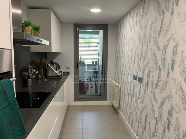 3 sypialnia Apartament na sprzedaż w Miasto Madryt z basenem garażem - 1 090 000 € (Ref: 9603674)