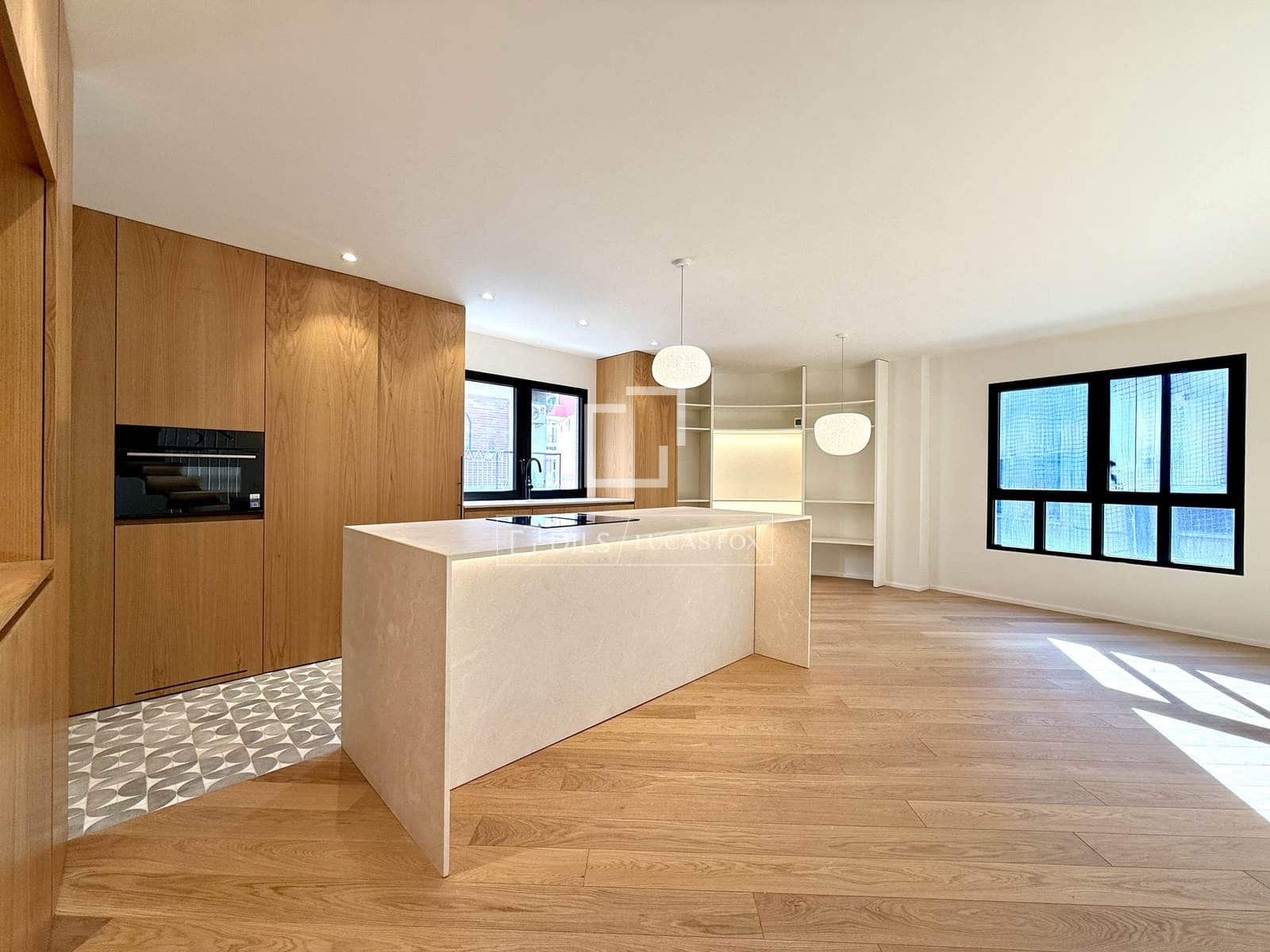 Apartamento de 3 habitaciones en Alicante / Alacant ciudad en venta - 725.000 € (Ref: 9606325)