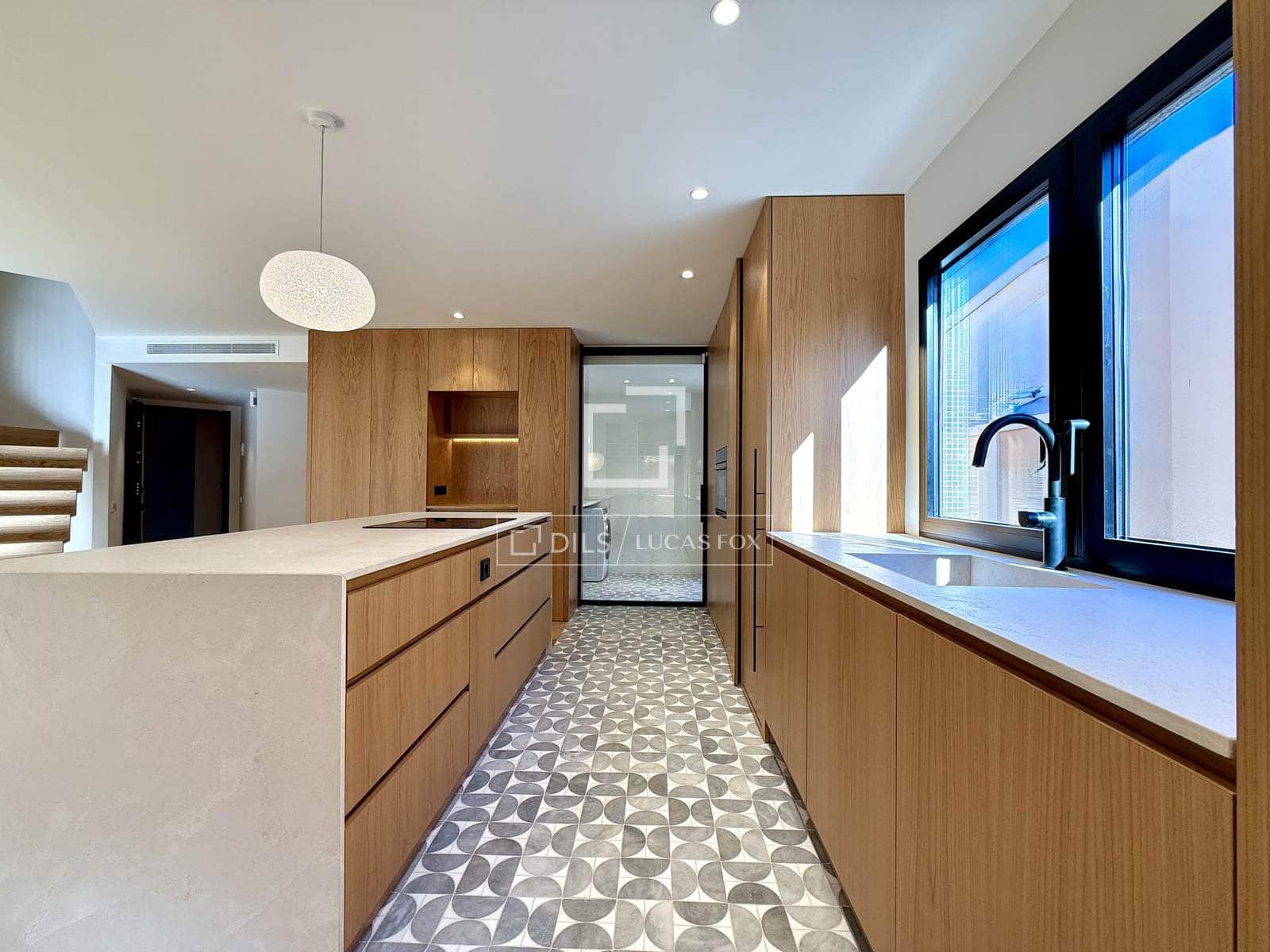 Apartamento de 3 habitaciones en Alicante / Alacant ciudad en venta - 725.000 € (Ref: 9606325)