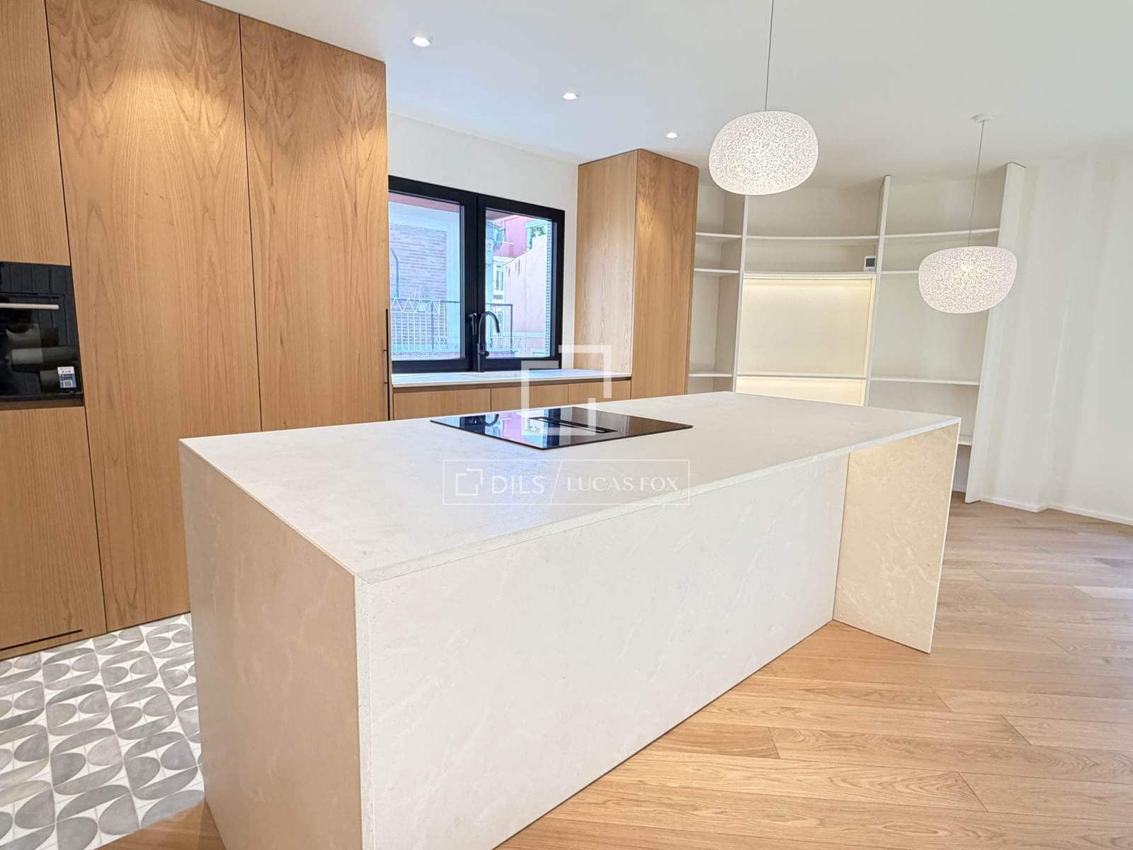 Apartamento de 3 habitaciones en Alicante / Alacant ciudad en venta - 725.000 € (Ref: 9606325)