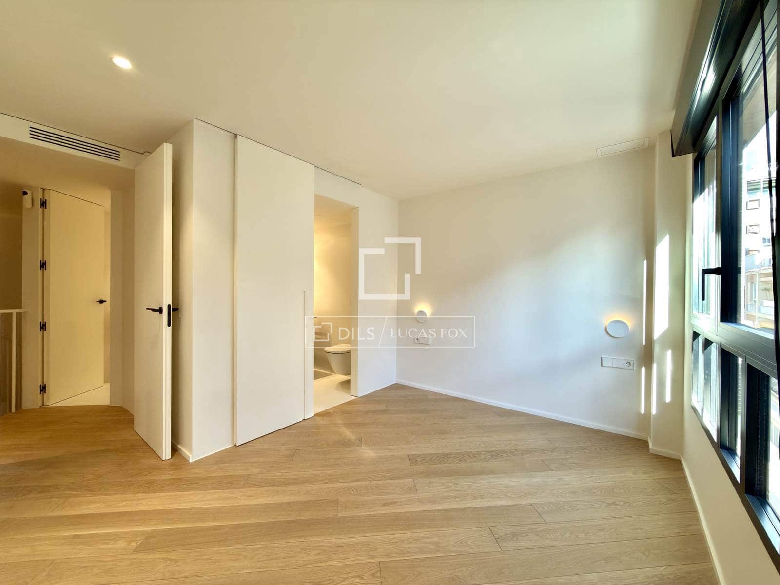 Apartamento de 3 habitaciones en Alicante / Alacant ciudad en venta - 725.000 € (Ref: 9606325)