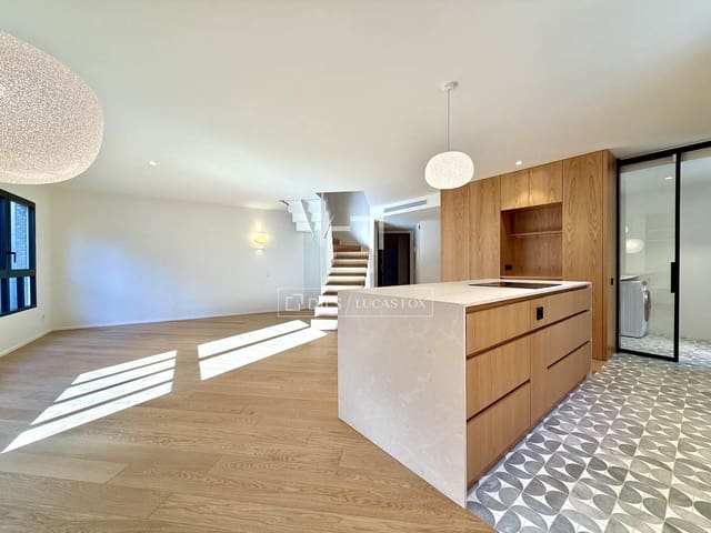 Apartamento de 3 habitaciones en Alicante / Alacant ciudad en venta - 695.000 € (Ref: 9606325)