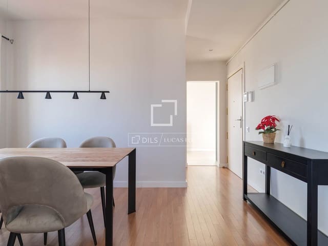 Ático de 2 habitaciones en Barcelona ciudad en alquiler - 2.900 € (Ref: 9606326)