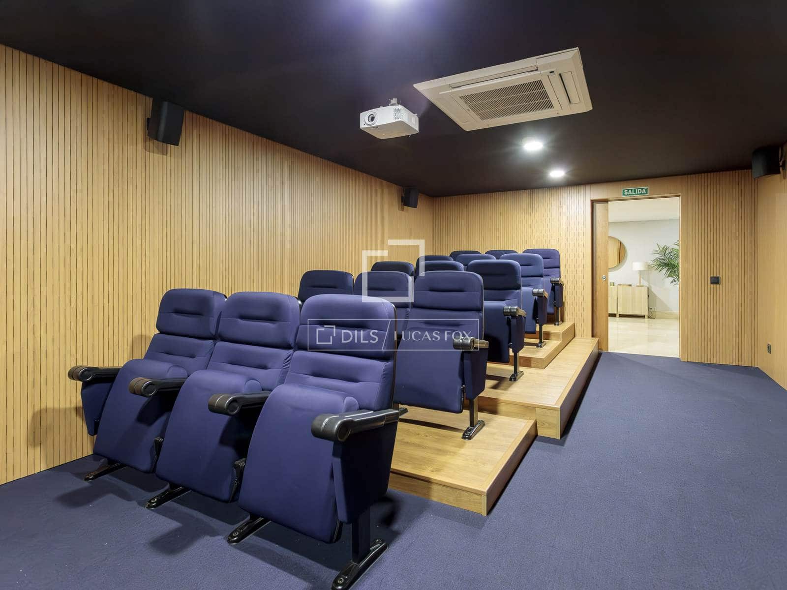 5 bedroom Apartment for rent in Madrid city with pool garage - € 4,150 (Ref: 9606327)