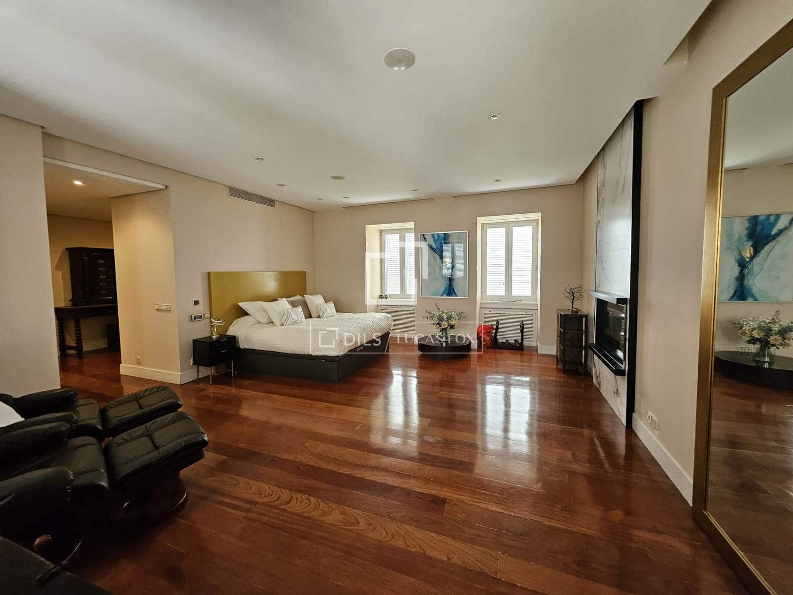 6 makuuhuone Huvila myytävänä paikassa Pozuelo de Alarcon mukana uima-altaan 
autotalli - 5 900 000 € (Ref: 9606328)