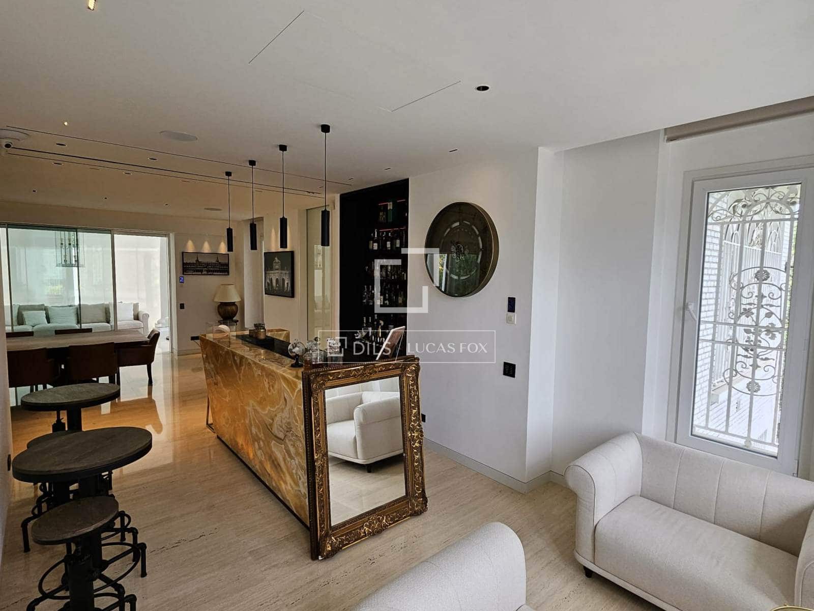 6 makuuhuone Huvila myytävänä paikassa Pozuelo de Alarcon mukana uima-altaan 
autotalli - 5 900 000 € (Ref: 9606328)