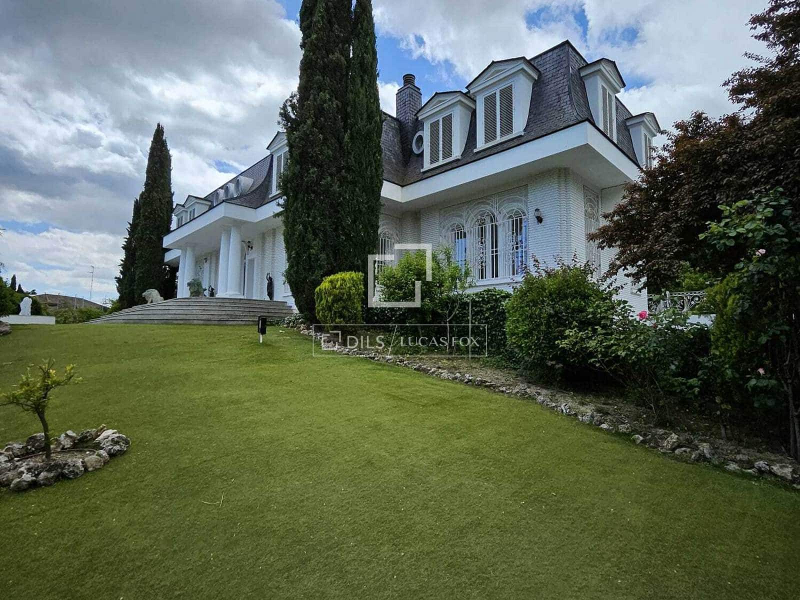 6 makuuhuone Huvila myytävänä paikassa Pozuelo de Alarcon mukana uima-altaan 
autotalli - 5 900 000 € (Ref: 9606328)