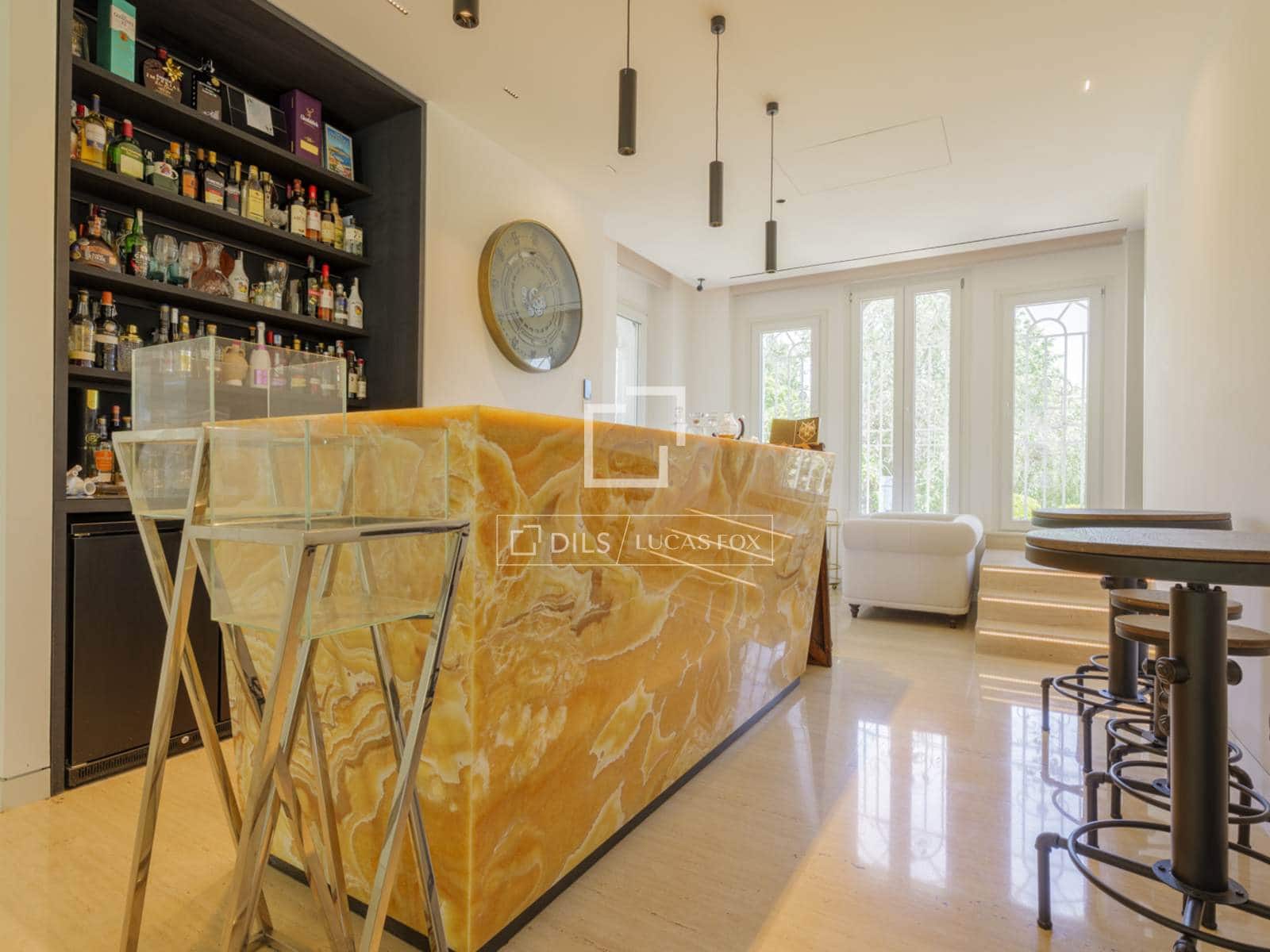 6 bedroom Villa for sale in Pozuelo de Alarcon with pool garage - € 4,990,000 (Ref: 9606328)