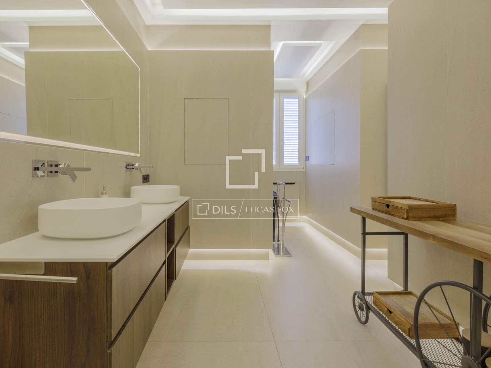 6 bedroom Villa for sale in Pozuelo de Alarcon with pool garage - € 4,990,000 (Ref: 9606328)