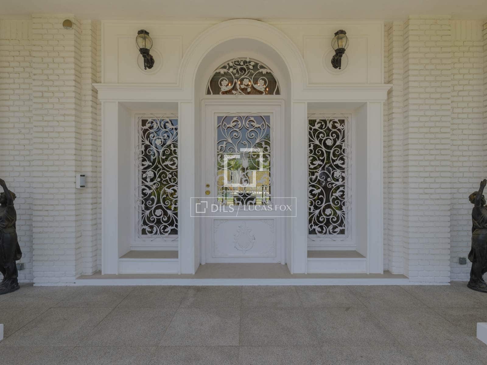 6 bedroom Villa for sale in Pozuelo de Alarcon with pool garage - € 4,990,000 (Ref: 9606328)