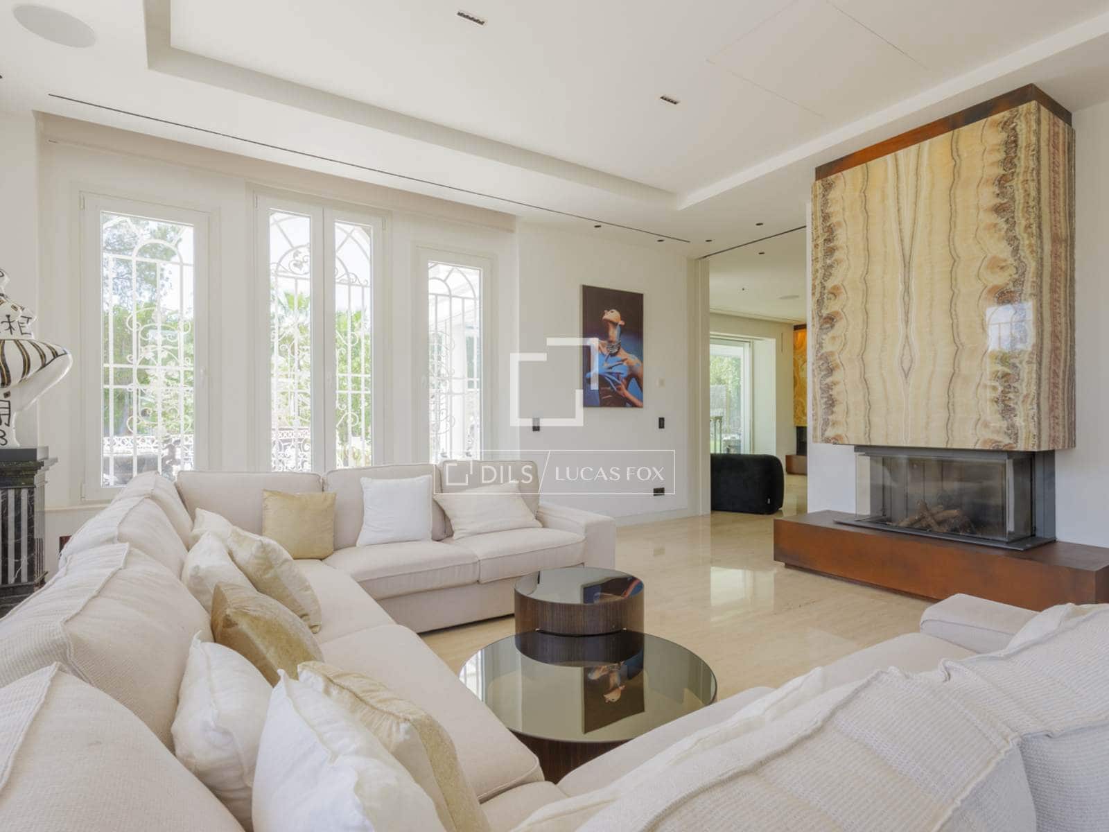 6 bedroom Villa for sale in Pozuelo de Alarcon with pool garage - € 4,990,000 (Ref: 9606328)