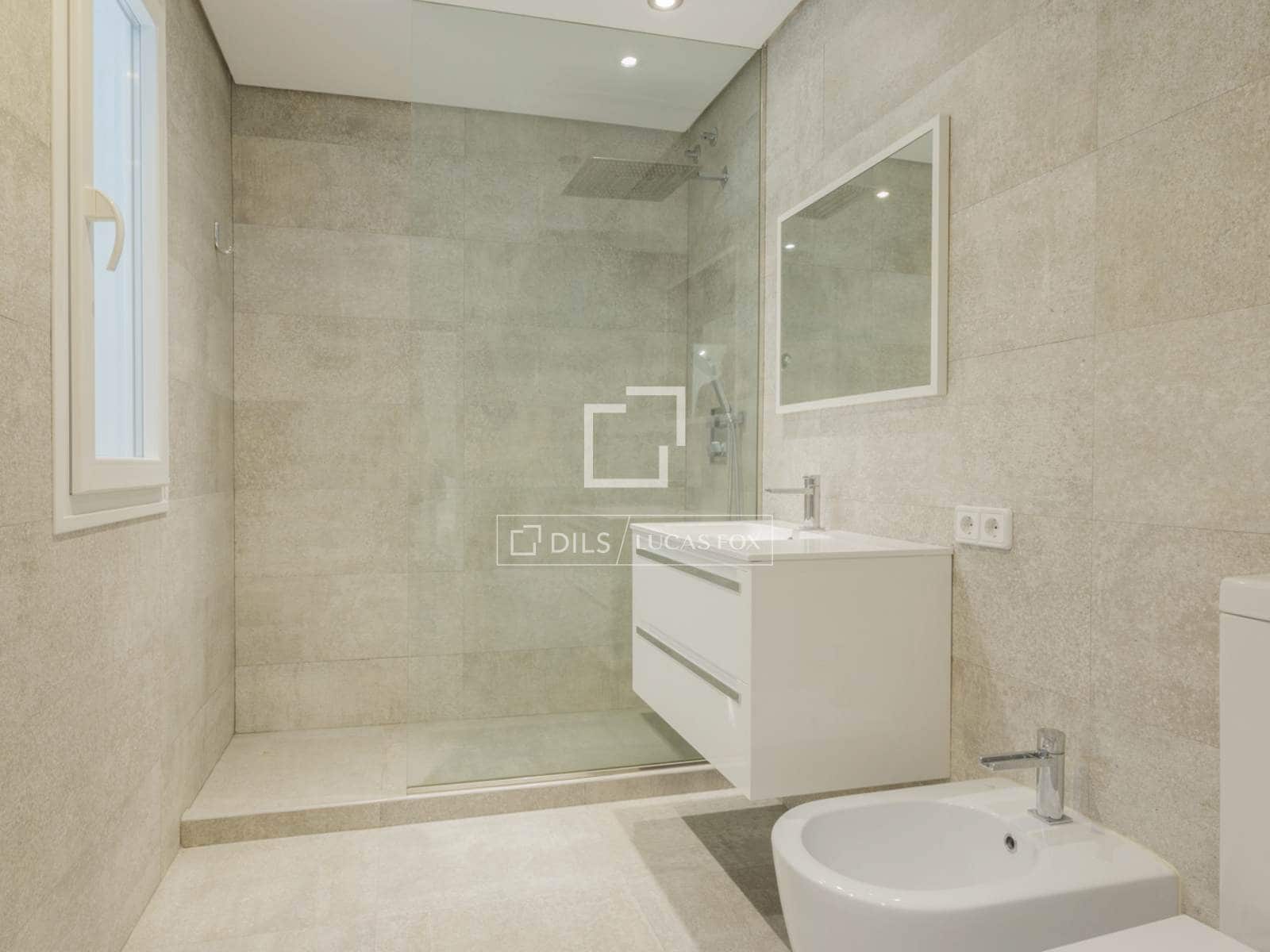 6 bedroom Villa for sale in Pozuelo de Alarcon with pool garage - € 4,990,000 (Ref: 9606328)
