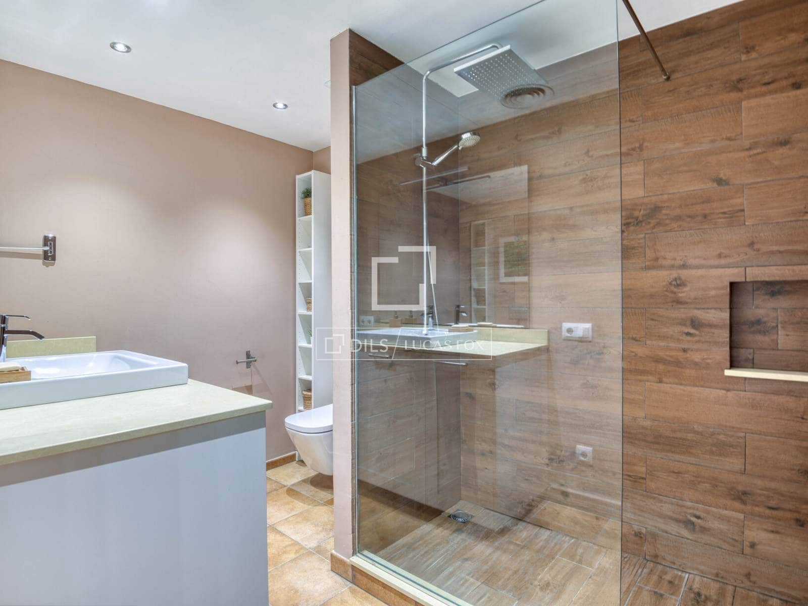 4 bedroom Villa for sale in Sant Feliu de Guixols - € 650,000 (Ref: 9606686)