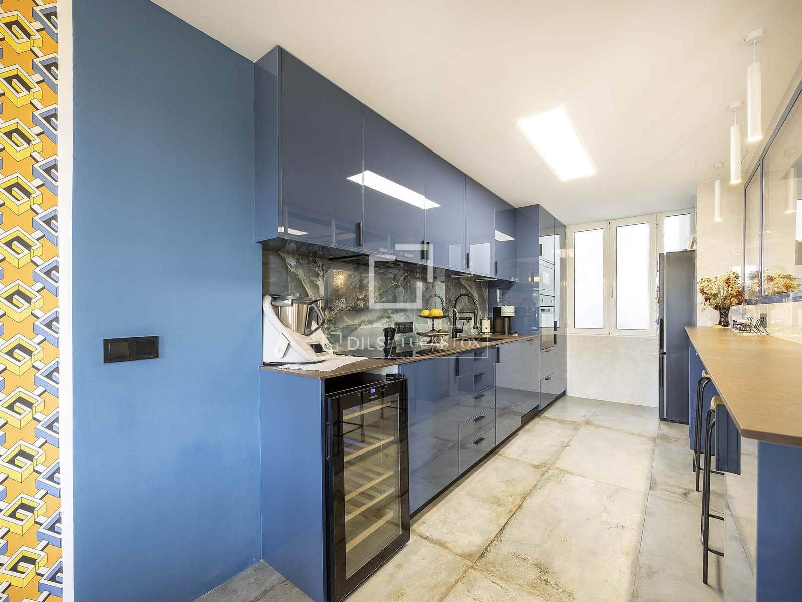 Appartement de 2 chambres à louer à Valence ville - 2 750 € (Ref: 9606794)