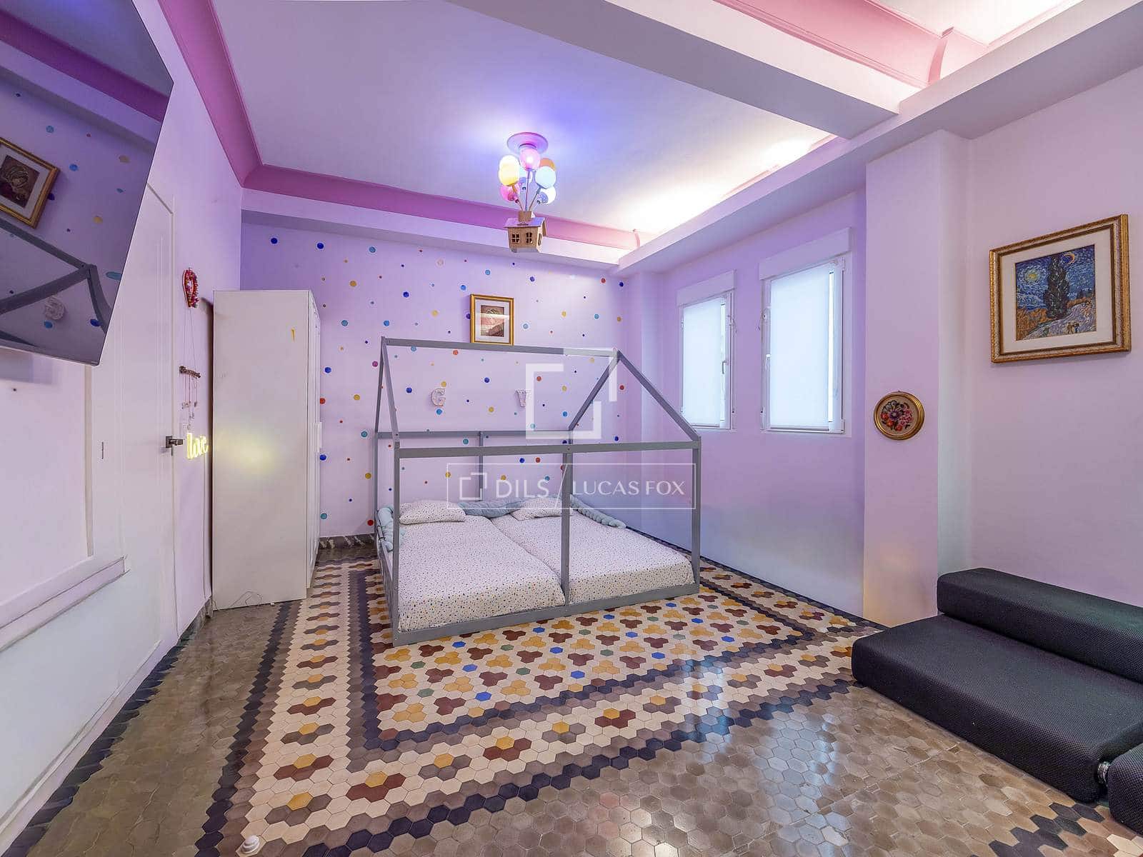 Appartement de 2 chambres à louer à Valence ville - 2 750 € (Ref: 9606794)