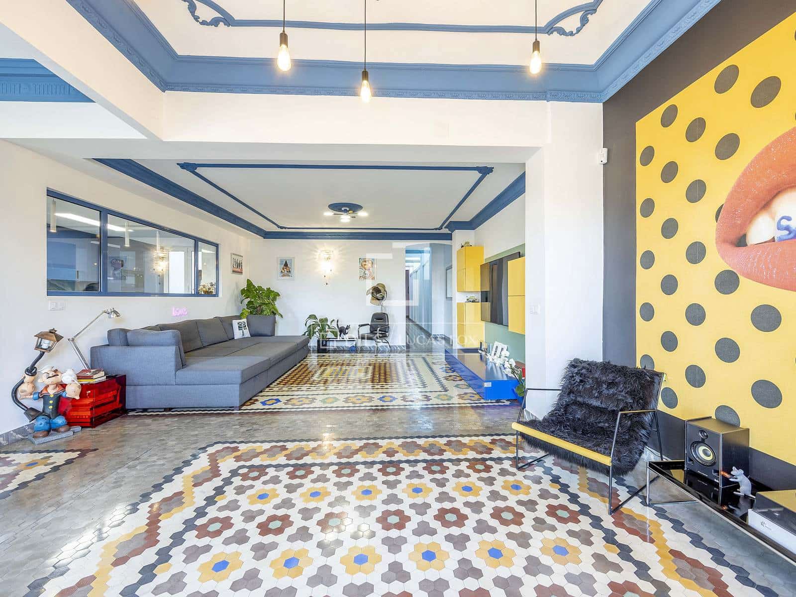 Appartement de 2 chambres à louer à Valence ville - 2 750 € (Ref: 9606794)