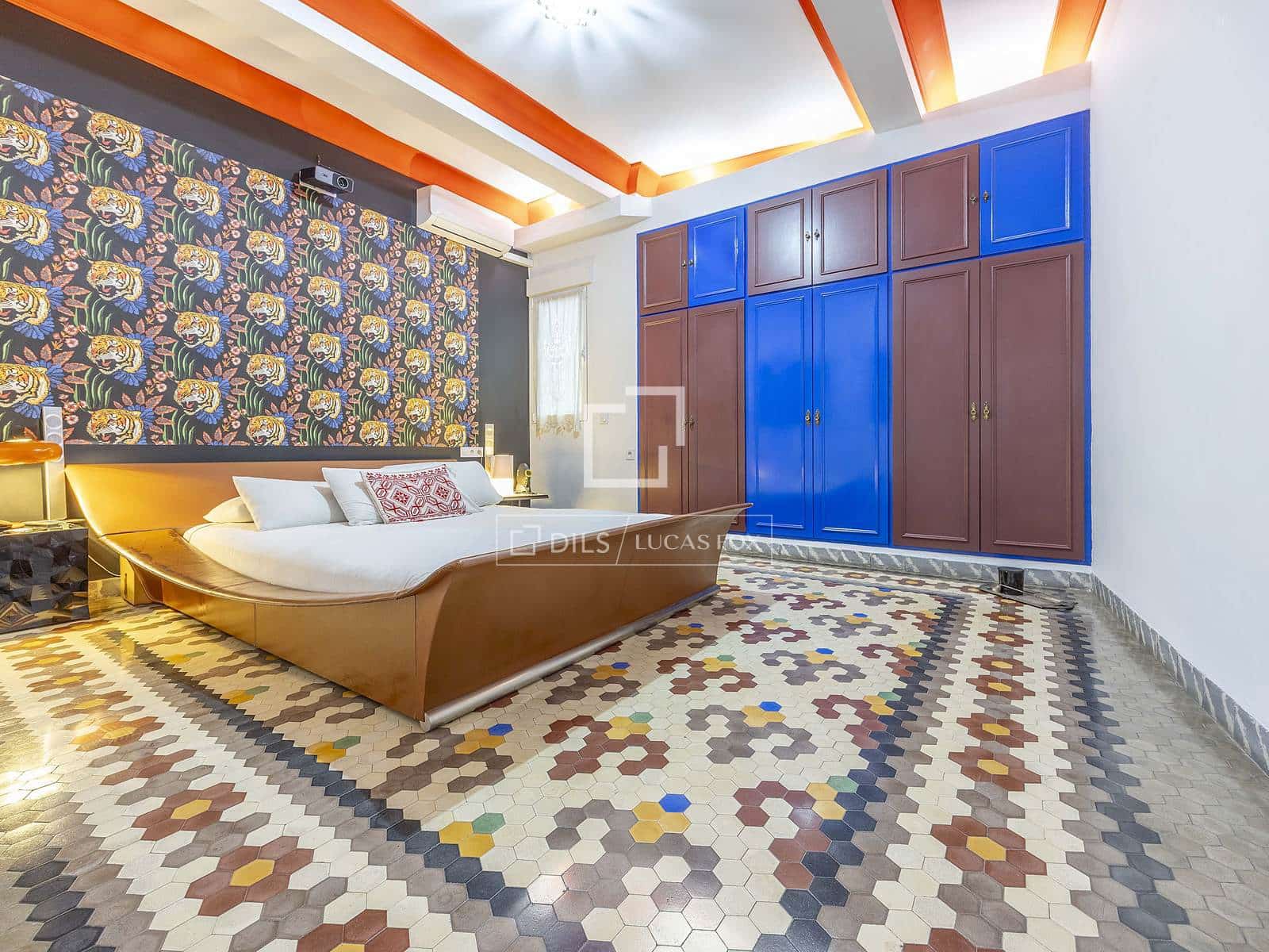 Appartement de 2 chambres à louer à Valence ville - 2 750 € (Ref: 9606794)