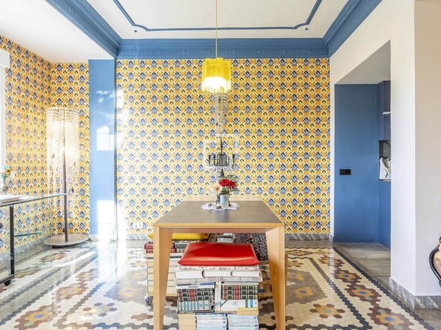 Appartement de 2 chambres à louer à Valence ville - 2 750 € (Ref: 9606794)