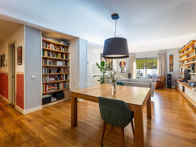 4 slaapkamer Appartement te koop in Palma de Mallorca met zwembad garage - € 1.300.000 (Ref: 9606796)