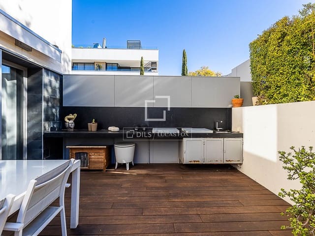 4 slaapkamer Appartement te koop in Palma de Mallorca met zwembad garage - € 1.300.000 (Ref: 9606796)