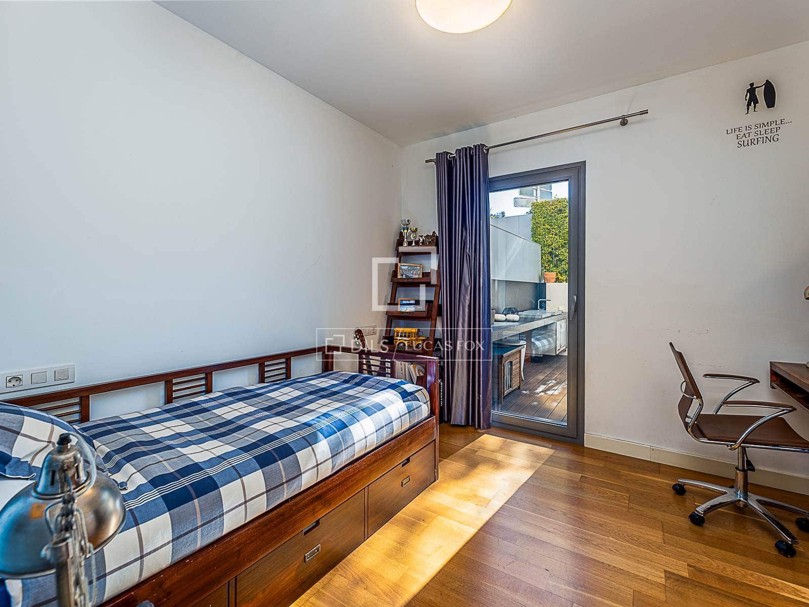 4 slaapkamer Appartement te koop in Palma de Mallorca met zwembad garage - € 1.300.000 (Ref: 9606796)