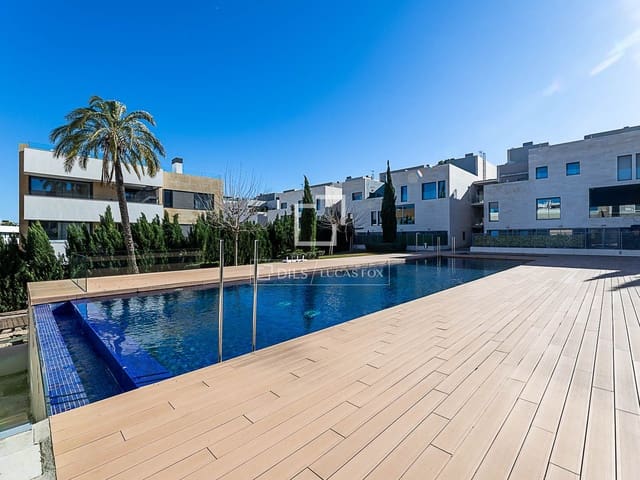 4 quarto Apartamento para venda em Palma de Mallorca com piscina garagem - 1 300 000 € (Ref: 9606796)