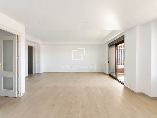 4 makuuhuone Huoneisto myytävänä paikassa Argüelles, Madrid kaupunki - 1 745 000 € (Ref: 9609921)