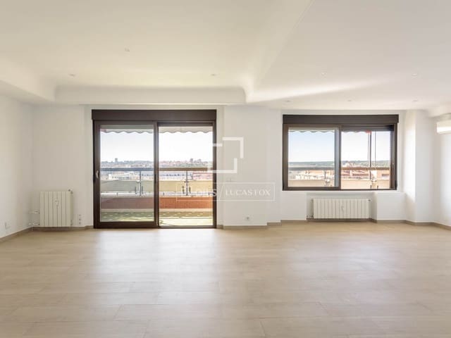 4 makuuhuone Huoneisto myytävänä paikassa Argüelles, Madrid kaupunki - 1 745 000 € (Ref: 9609921)