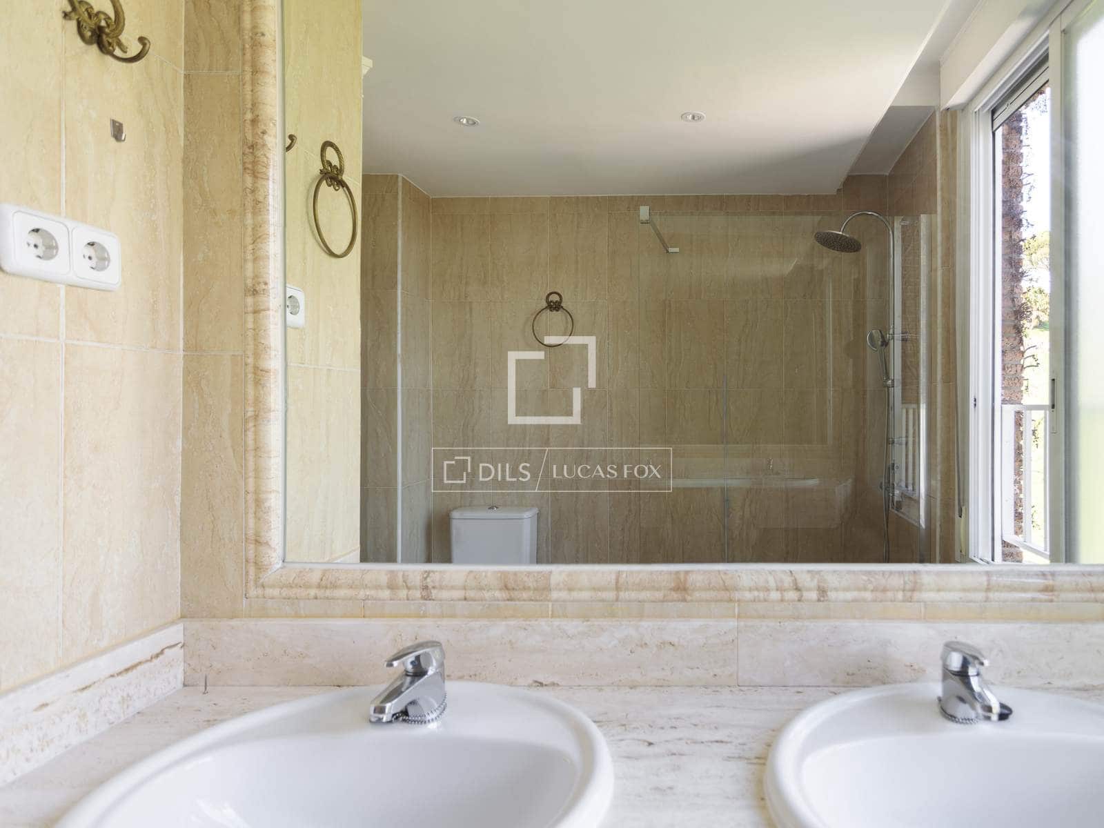 4 makuuhuone Huoneisto myytävänä paikassa Madrid kaupunki - 1 745 000 € (Ref: 9609921)