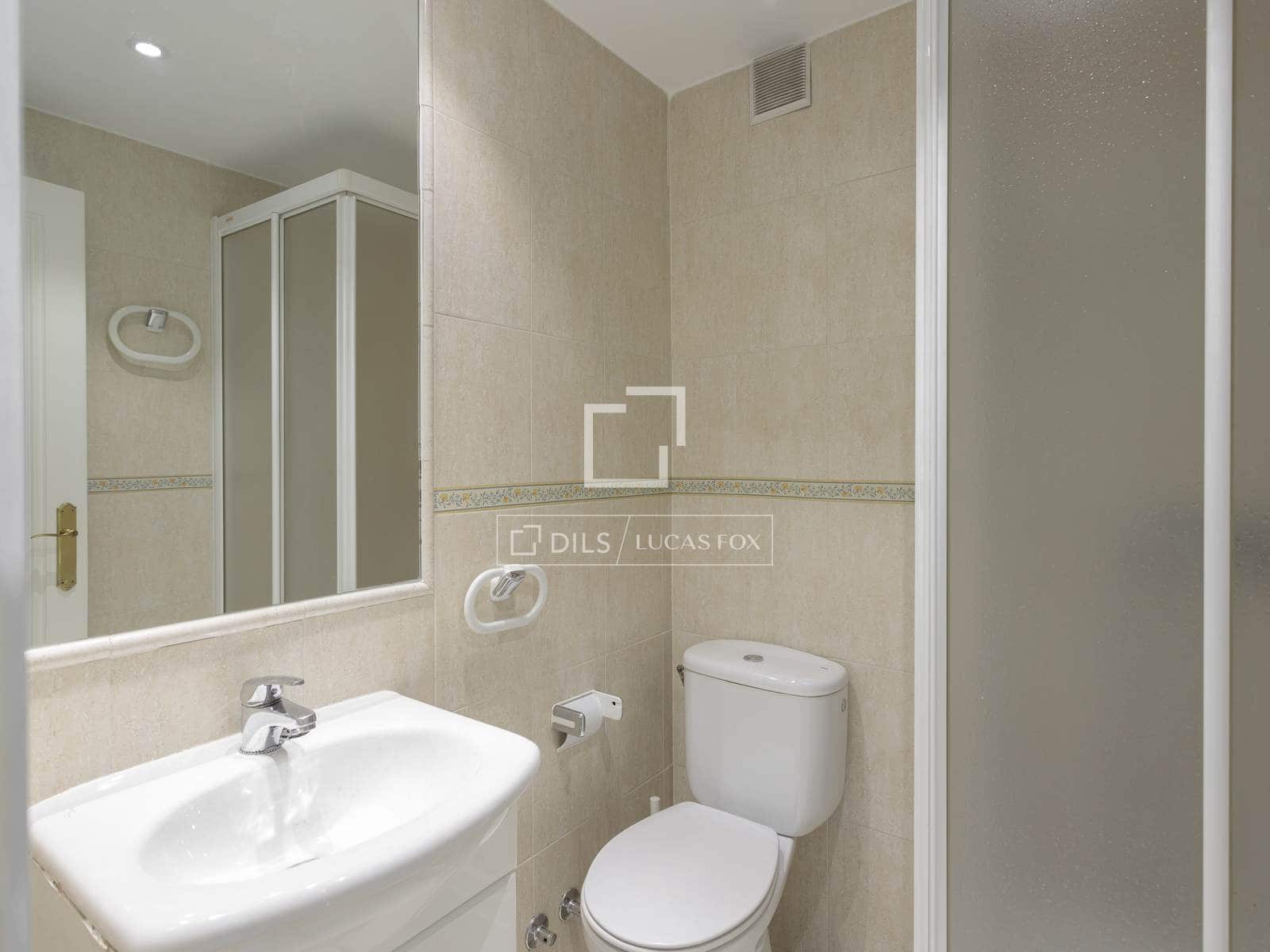 4 makuuhuone Huoneisto myytävänä paikassa Madrid kaupunki - 1 745 000 € (Ref: 9609921)