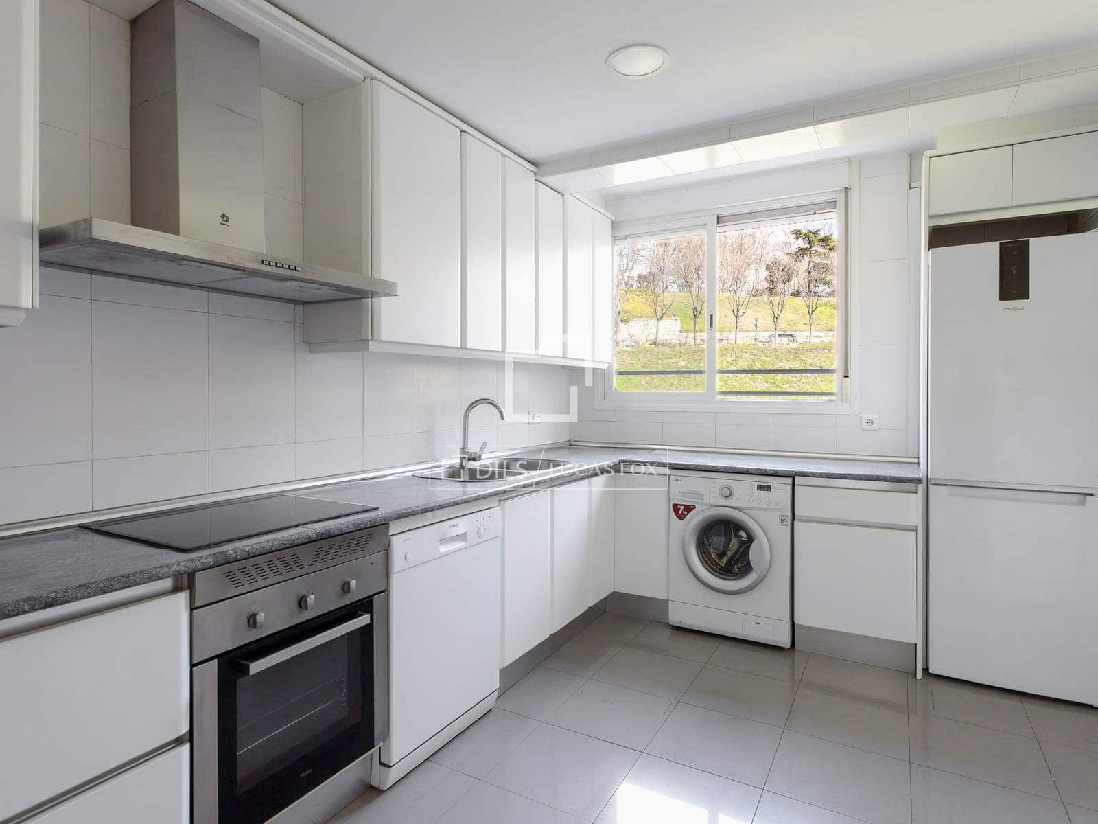 4 makuuhuone Huoneisto myytävänä paikassa Madrid kaupunki - 1 745 000 € (Ref: 9609921)