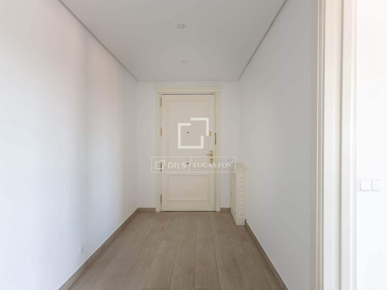 4 makuuhuone Huoneisto myytävänä paikassa Madrid kaupunki - 1 745 000 € (Ref: 9609921)