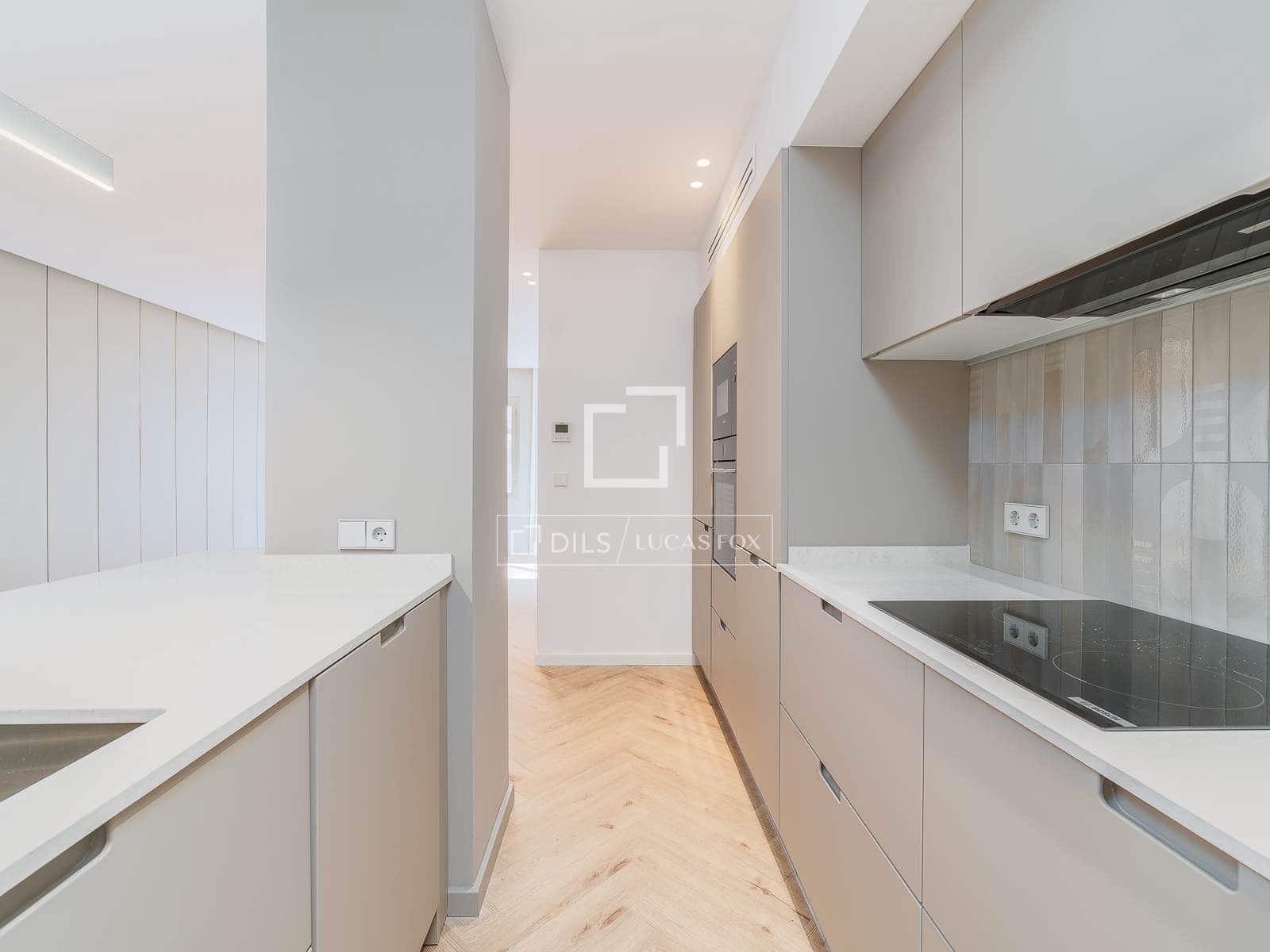 3 chambre Appartement à vendre à Barcelone ville avec garage - 775 000 € (Ref: 9610187)