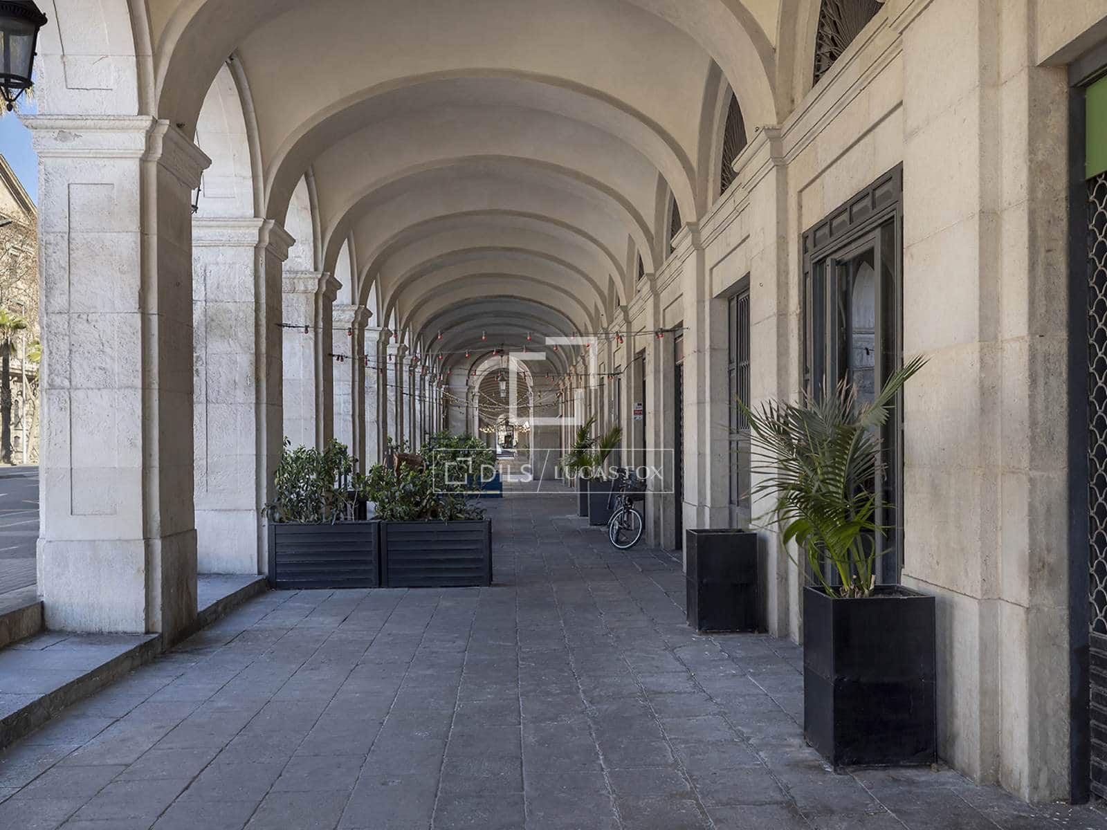 Apartamento de 2 habitaciones en Barcelona ciudad en venta - 850.000 € (Ref: 9610188)