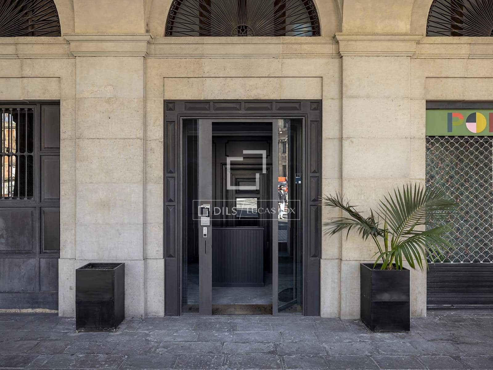 Apartamento de 2 habitaciones en Barcelona ciudad en venta - 850.000 € (Ref: 9610188)