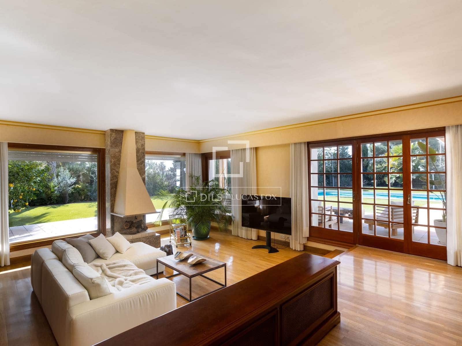 Chalet de 5 habitaciones en Alella en venta con piscina garaje - 1.900.000 € (Ref: 9610189)