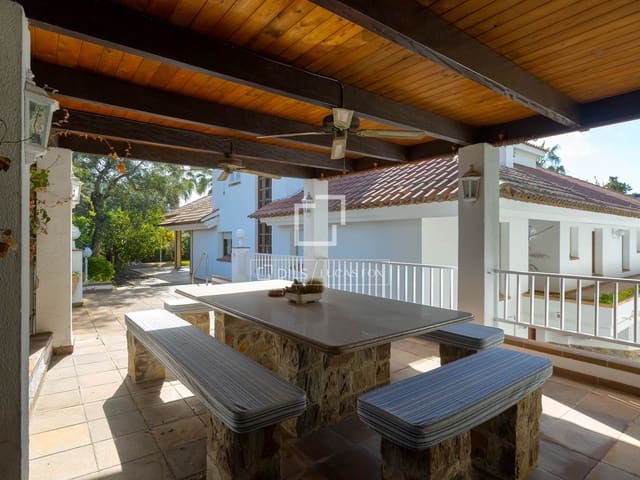 Chalet de 5 habitaciones en Alella en venta con piscina garaje - 1.900.000 € (Ref: 9610189)