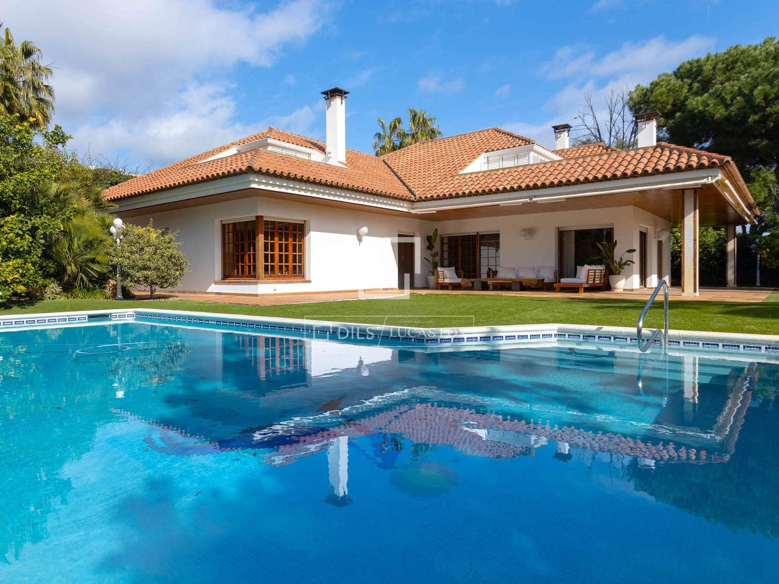 Chalet de 5 habitaciones en Alella en venta con piscina garaje - 1.900.000 € (Ref: 9610189)