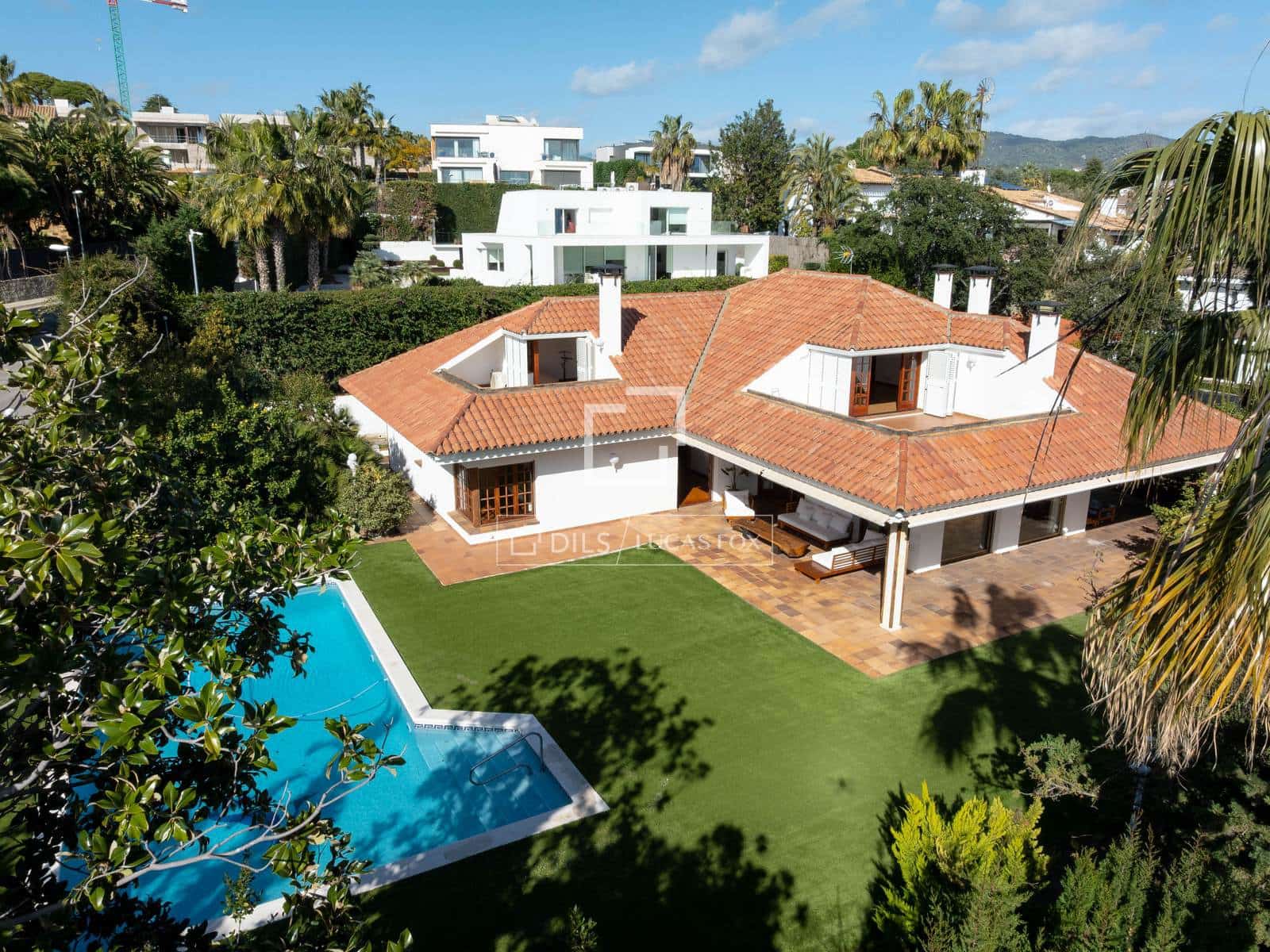 Chalet de 5 habitaciones en Alella en venta con piscina garaje - 1.900.000 € (Ref: 9610189)